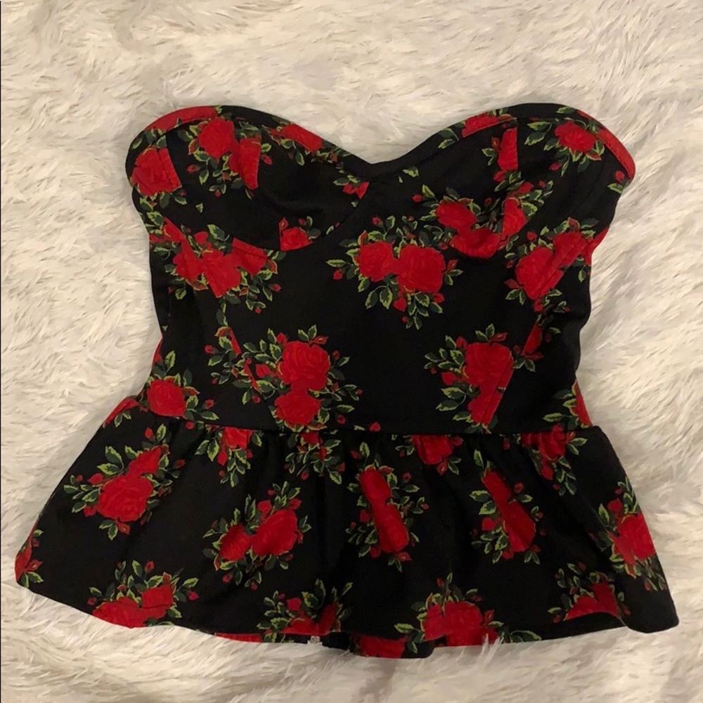 Peplum sexy strapless top